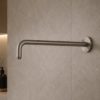 Braccio doccia parete lungo in acciaio inox 316L finitura canna fucile resistente BRACCIO DOCCIA PARETE LEVANTE CANNA FUCILE Ambientata 100x100