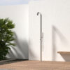 Doccia Per Esterno In Acciao Inox Satinato 316l Sined Doccia Chia Inox DOCCIA CHIA INOX Ambientata 100x100